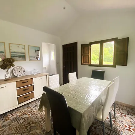 Casa vacanze Blue House Pantin, Entre Olas Y Praderas Pantin