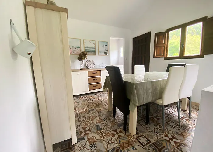 Blue House Pantin, Entre Olas Y Praderas * Pantin