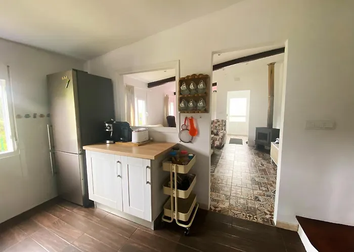 Blue House Pantin, Entre Olas Y Praderas Pantin